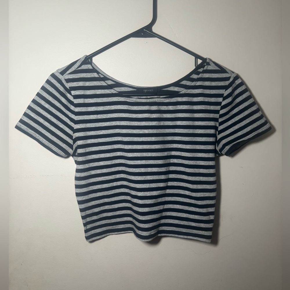 Forever 21 Black and Gray Striped Crop Top